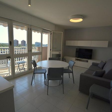 利尼亚诺萨比亚多罗Lignano Pineta With Sea View公寓 外观 照片